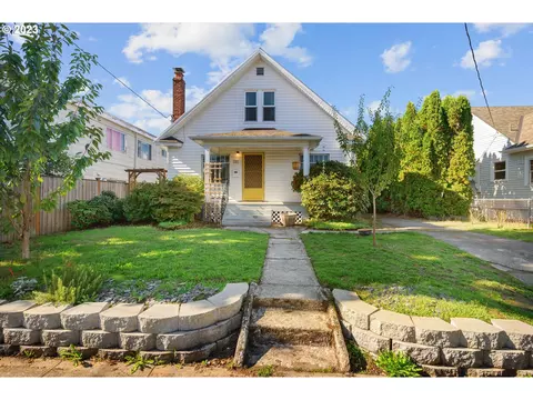 331 SE 81st Ave, Portland, OR 97215