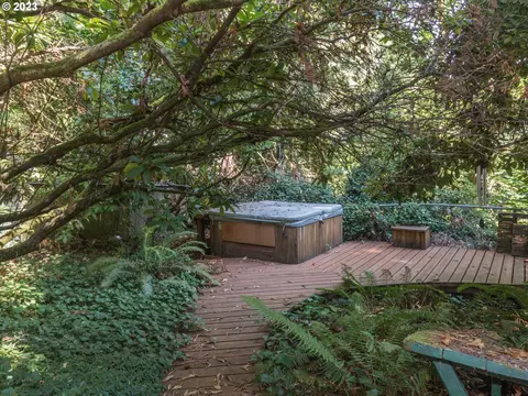 2440 SE Regner Rd, Gresham, OR 97080 photo 9
