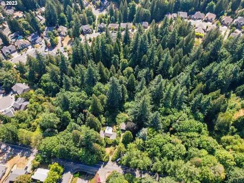 2440 SE Regner Rd, Gresham, OR 97080 photo 2