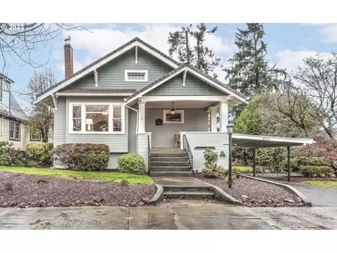 805 Madison St, Oregon City, OR 97045
