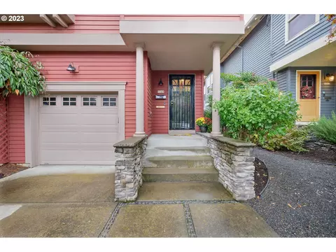 5849 SE Yamhill St, Portland, OR 97215