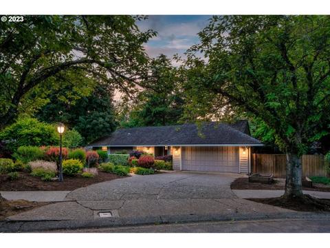 17079 Cherry Crest Ave, Lake Oswego, OR 97034