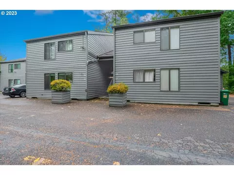 6745 SW Scholls Ferry Rd #35, Beaverton, OR 97008