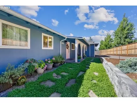14031 SE Big Timber Ct, Happy Valley, OR 97015
