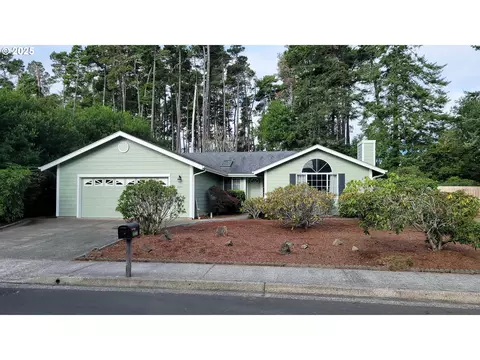 2277 Upas Pl, Florence, OR 97439