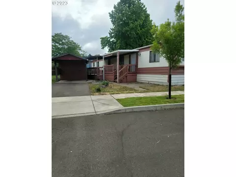 14 Manor Loop, Roseburg, OR 97471