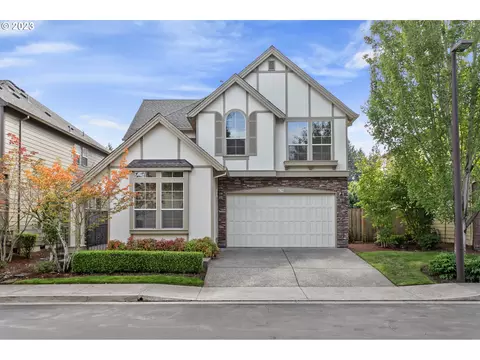 6074 NE Whitewood Dr, Hillsboro, OR 97124