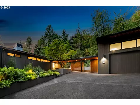 728 NW Skyline Blvd, Portland, OR 97229