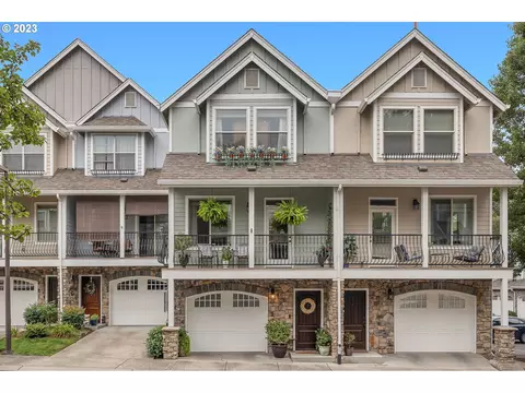 1981 NE 49th Way, Hillsboro, OR 97124