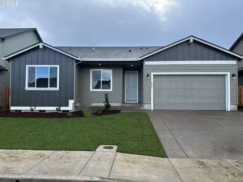 2441 W 9th Ave, Junction City, OR 97448