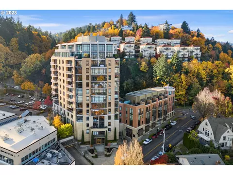 2351 NW Westover Rd #904, Portland, OR 97210