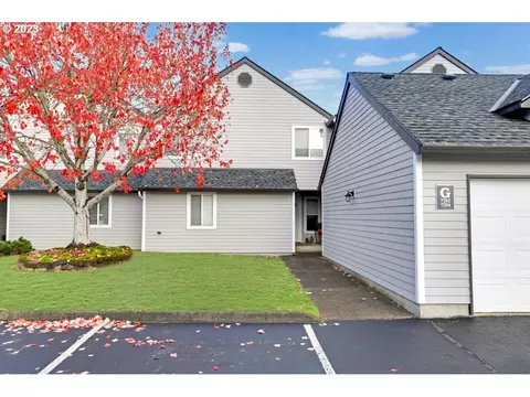 7282 SE Thiessen Rd, Milwaukie, OR 97267