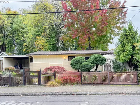 1898 Garfield St, Eugene, OR 97405