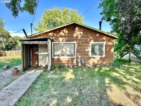 455 S Dewey St, Union, OR 97883