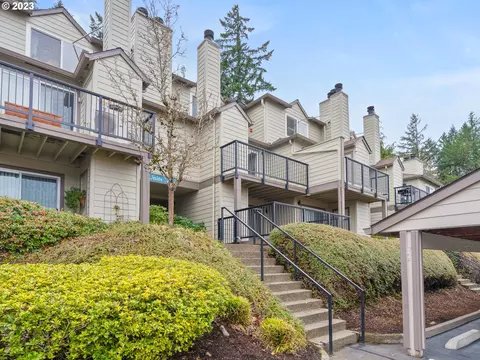 20905 Fawn Ct #33, West Linn, OR 97068