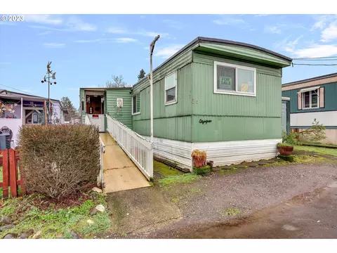 12726 SE Division St #25, Portland, OR 97236