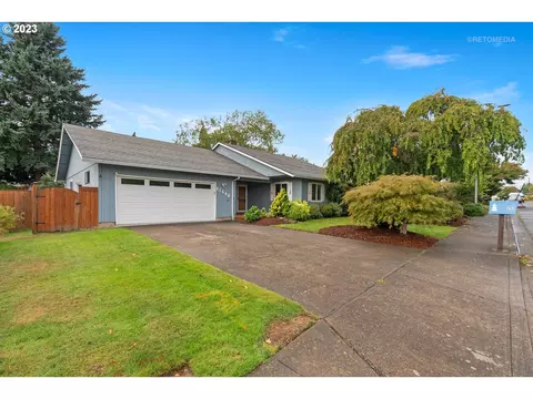 17648 SW Ivy Glenn Dr, Beaverton, OR 97007