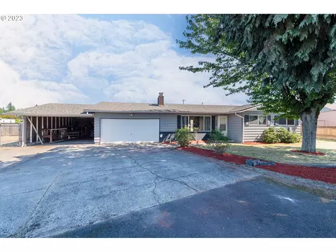106 Aloha Dr, Kelso, WA 98626