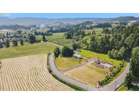 3955 Davis Dr #302, Hood River, OR 97031