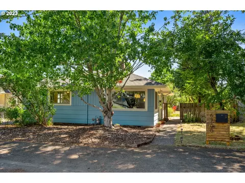 6700 SE 63rd Ave, Portland, OR 97206