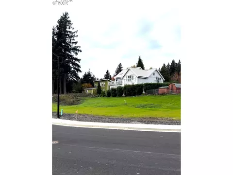 197 NE Bruce Hts, Stevenson, WA 98648