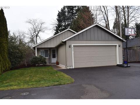 2121 W Irwin Way, Eugene, OR 97402 photo 1