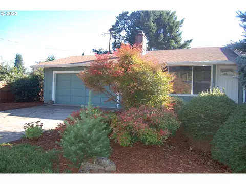1375 Anthony Ave, Cottage Grove, OR 97424