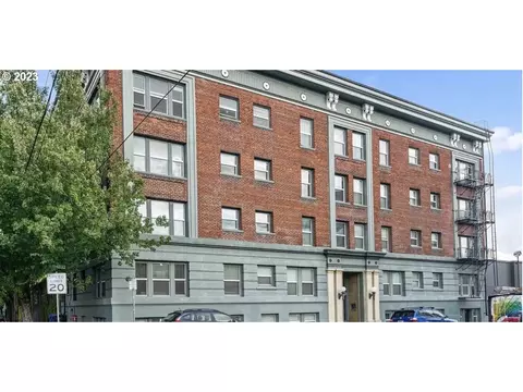 1631 NW Everett St #302, Portland, OR 97209