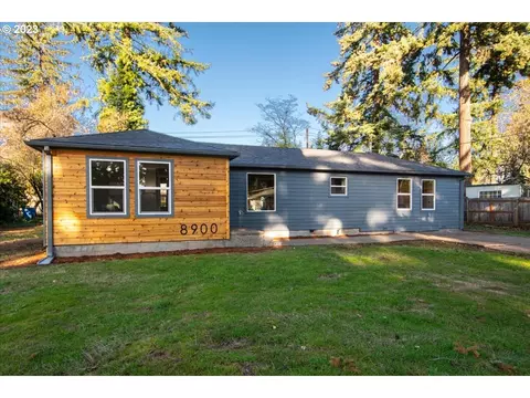 8900 St Helens Ave, Vancouver, WA 98664