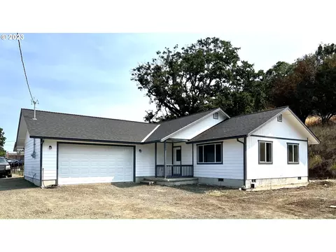 372 Currier Ave, Roseburg, OR 97470