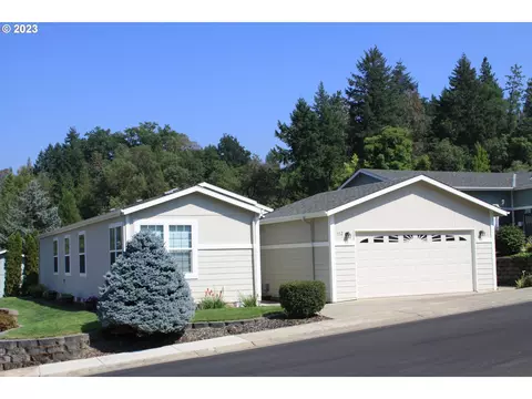 112 Brenda Pl, Canyonville, OR 97417