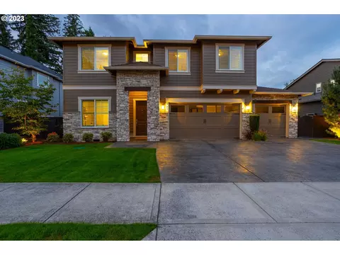 5785 NW Hood Loop, Camas, WA 98607