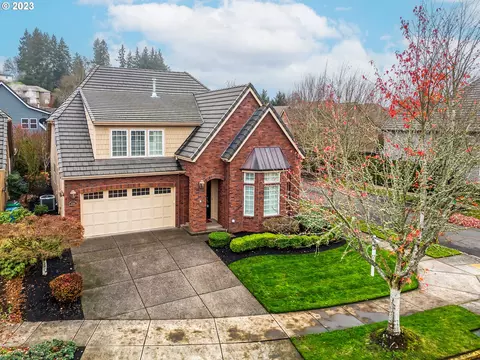 1184 Cedar Ridge Dr, Eugene, OR 97401