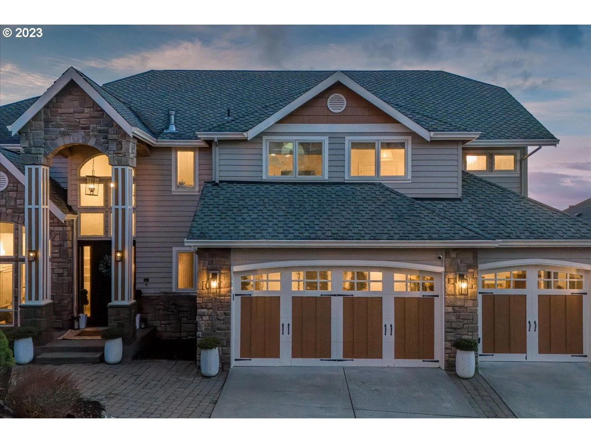 10230 NW Gloaming Ln  