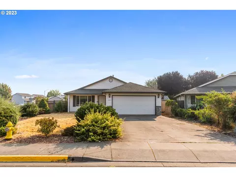 2829 Boston St SE, Albany, OR 97322