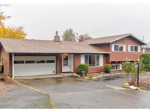 4253 SE Hillside Dr, Milwaukie, OR 97267