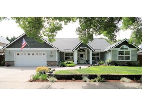 3201 N Ivy Dr, Newberg, OR 97132