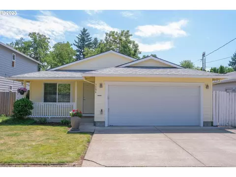 7506 SE Lamphier St, Milwaukie, OR 97222
