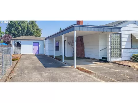 214 Terrace Ln, Sutherlin, OR 97479