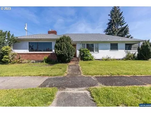 417 E Vine St, Lebanon, OR 97355