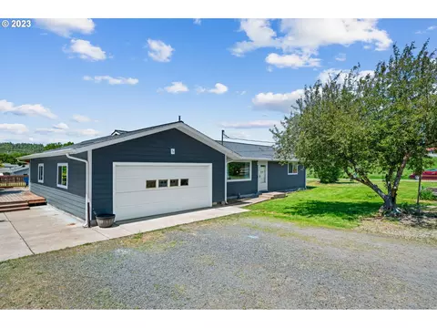 85580 Dillard Access Rd, Eugene, OR 97405