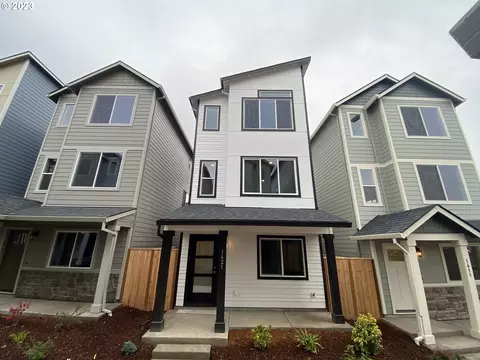 1421 N Steiwer Ln, Newberg, OR 97132