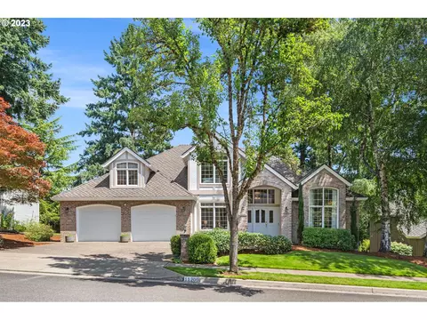 11200 SW Tanager Ter, Beaverton, OR 97007