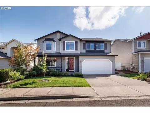 806 N 26th Ter, Cornelius, OR 97113