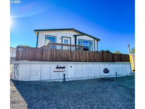 460 E Washington St, Huntington, OR 97907