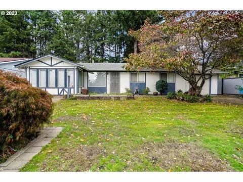 5782 SE Candy Flower Ct, Salem, OR 97306