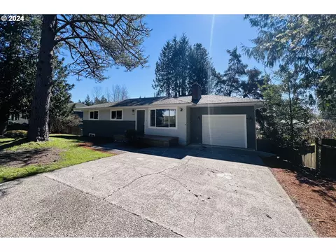 2402 Burcham St, Kelso, WA 98626