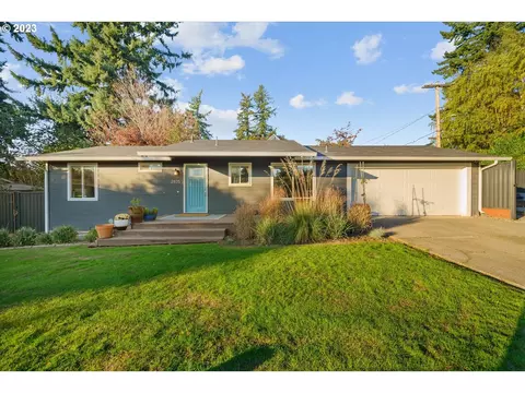 2835 SE Harney St, Portland, OR 97202