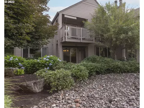 2518 SE Baypoint Dr #27, Vancouver, WA 98683