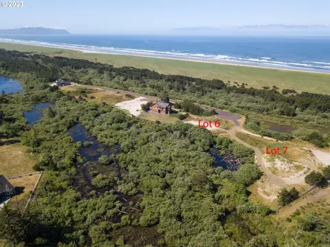 Pacific Bellevue Ln, Warrenton, OR 97146